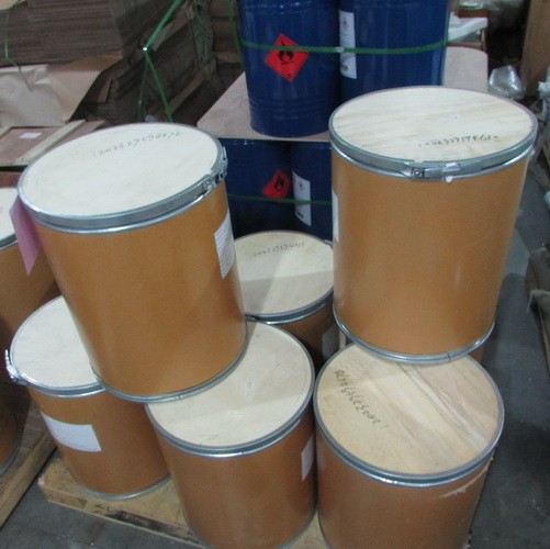 methylene-bis-stearic-acid-amide